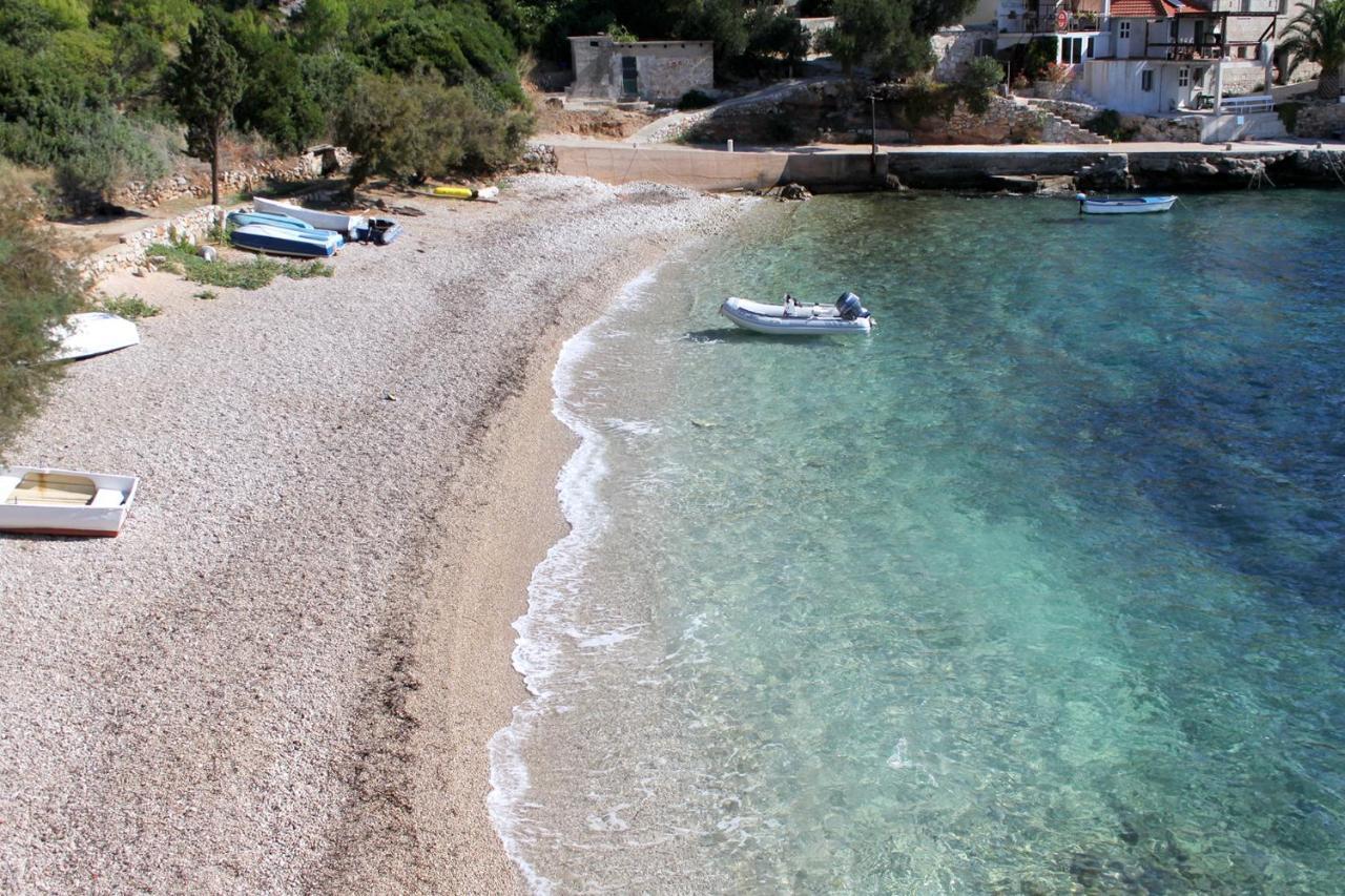 Seaside Secluded Apartments Cove Tvrdni Dolac, Hvar - 12655 Gdinj エクステリア 写真