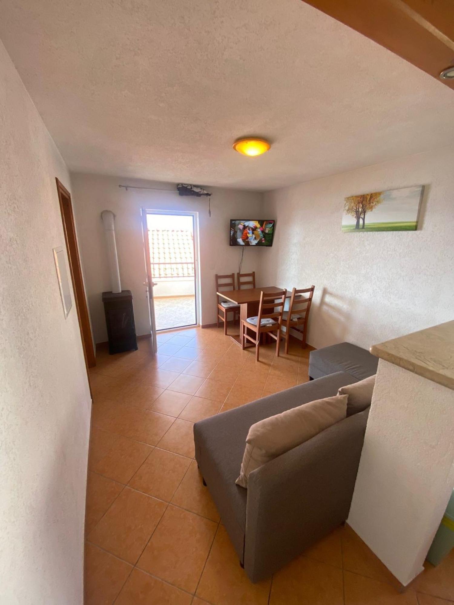 Seaside Secluded Apartments Cove Tvrdni Dolac, Hvar - 12655 Gdinj 部屋 写真